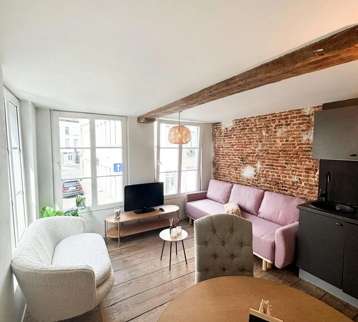 Rr Suite Anvers 0*,